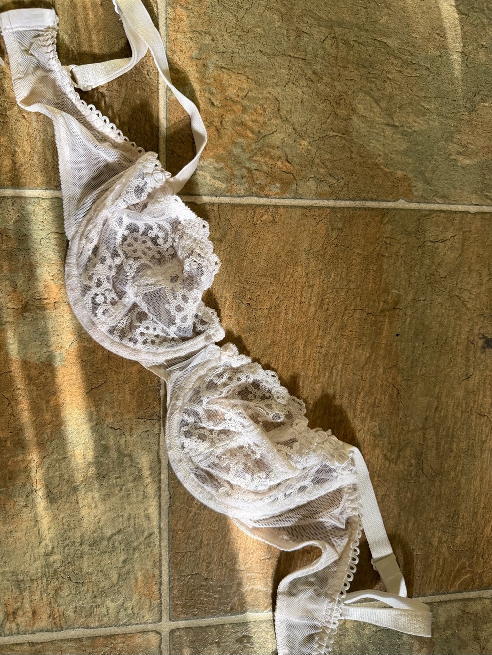 Delicate White Lace Underwire Bra by